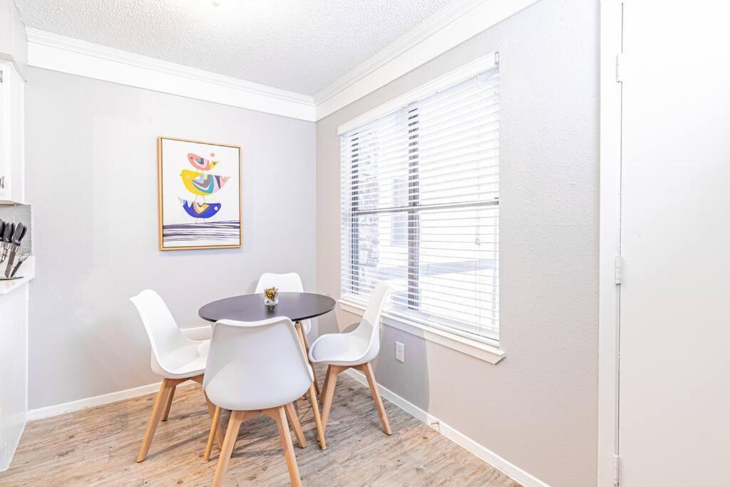Central 1Br King Bed Suites, Close To Downtown & Domain Austin Ngoại thất bức ảnh